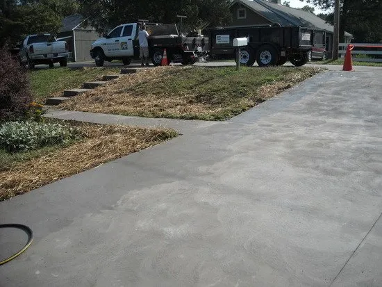 Slide of Kahn Enterprises