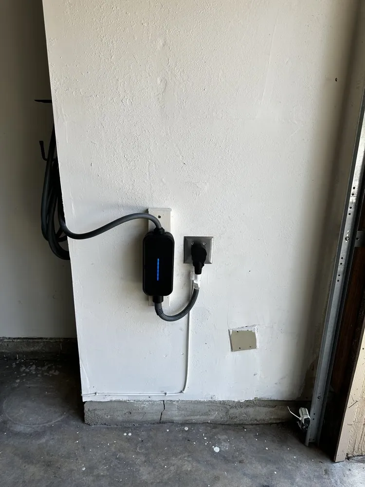 Slide of Kairos Contracting