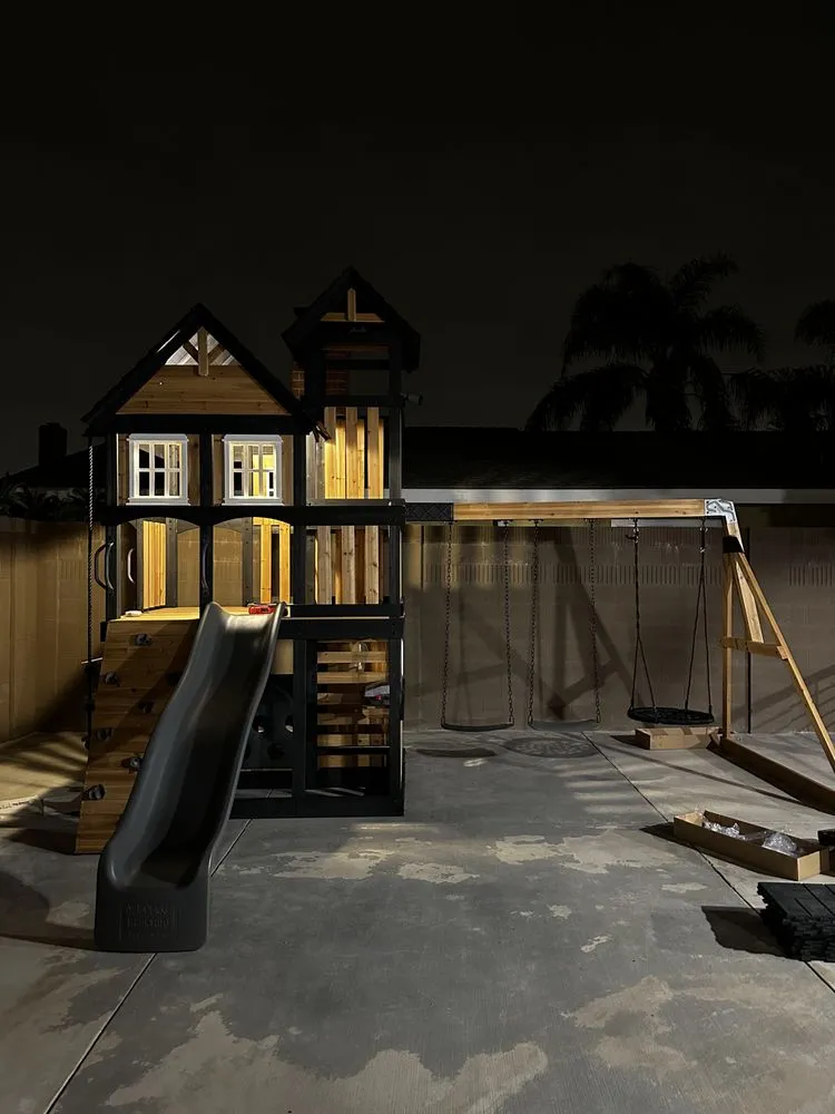 Slide of Kairos Contracting