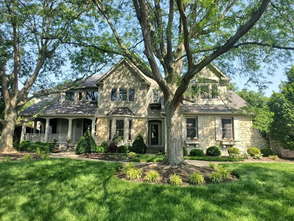 Slide of Kaiser Roof and Exteriors