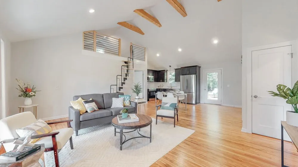 Slide of KaneCo Builders