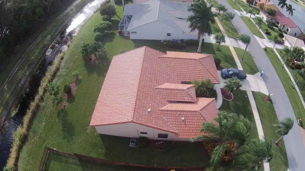 Slide of Kantuta Corp