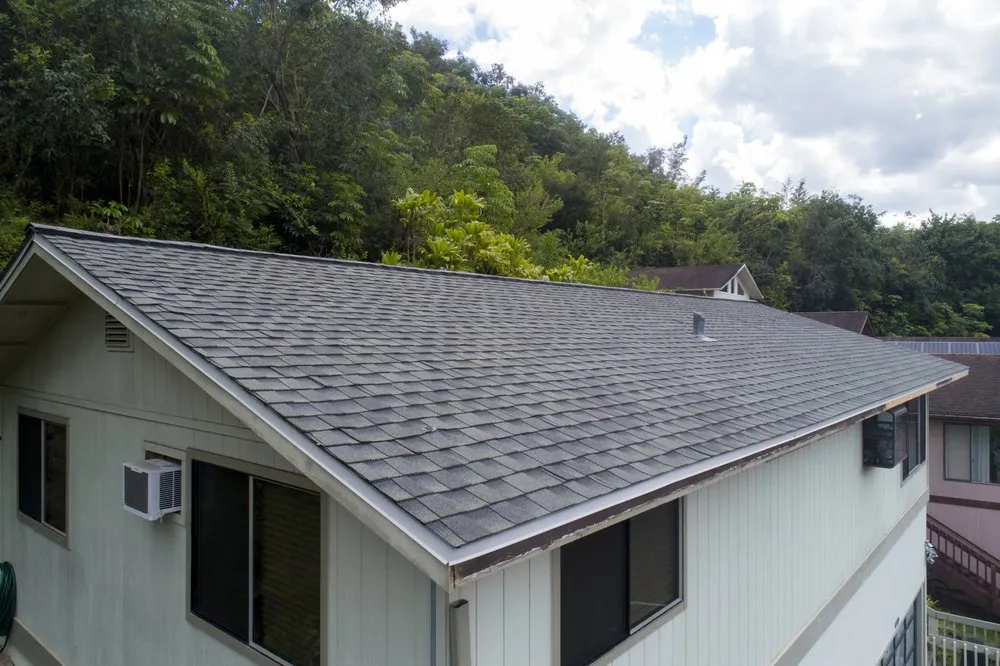 Slide of Kapili Roofing & Painting