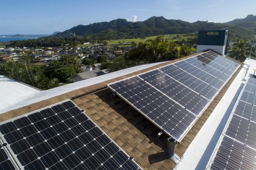 Slide of Kapili Roofing & Painting