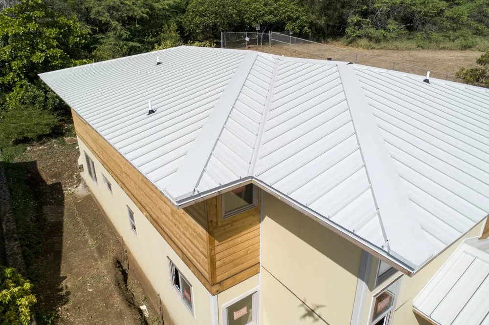 Slide of Kapili Roofing & Painting