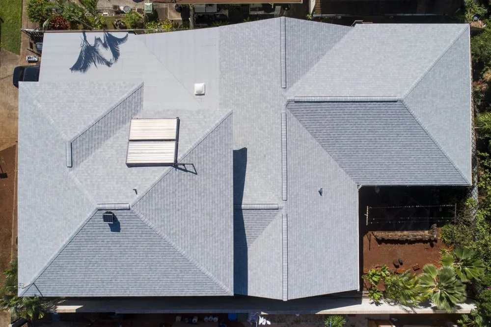 Slide of Kapili Roofing & Painting