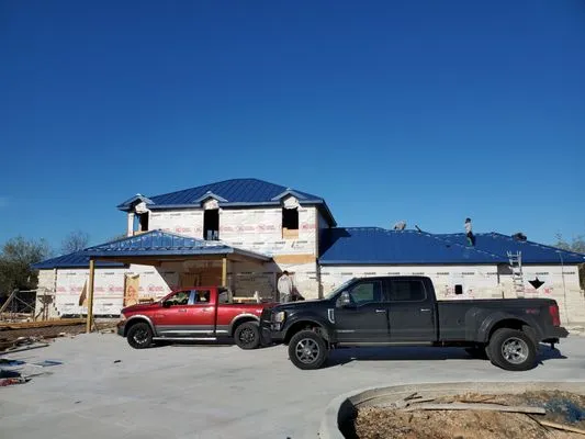 KAPS Roofing & Construction Logo