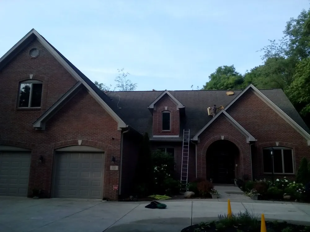 Slide of Karis Construction