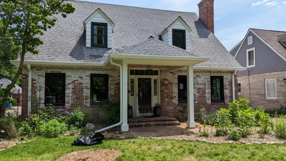 Slide of Karis Construction