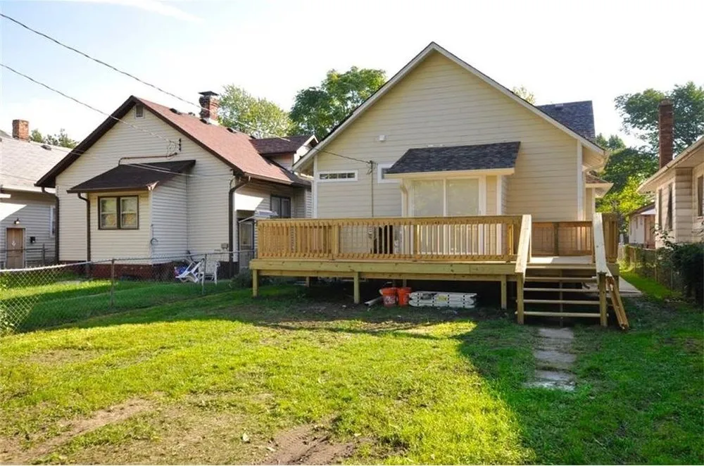 Slide of Karis Construction