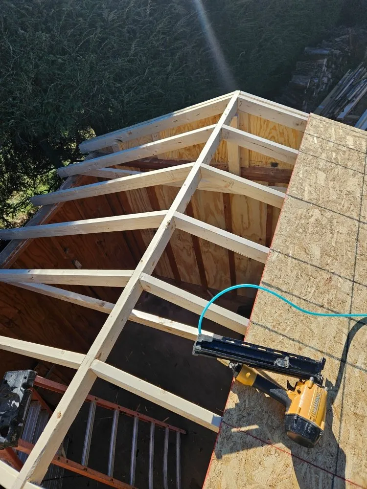 Professional roof leak repair experts serving Peterstown, WV - Kast Construction
