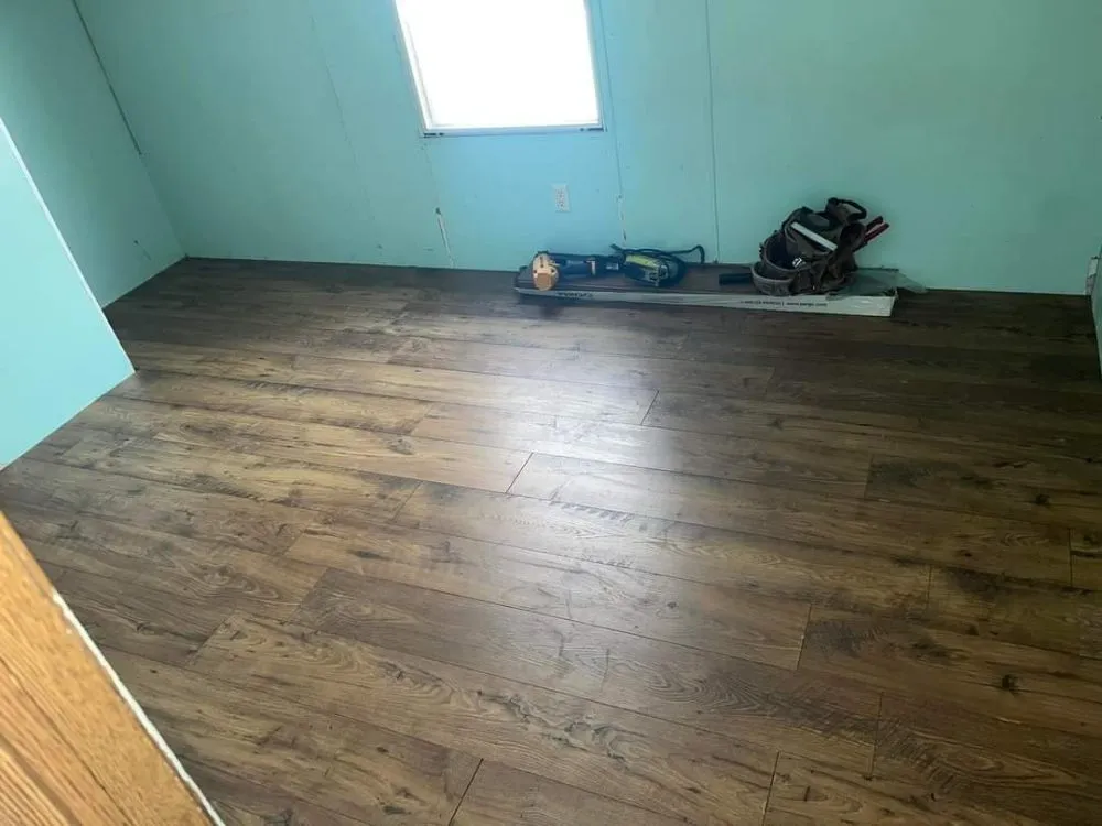 Emergency flat roof repair experts serving Peterstown, WV - Kast Construction