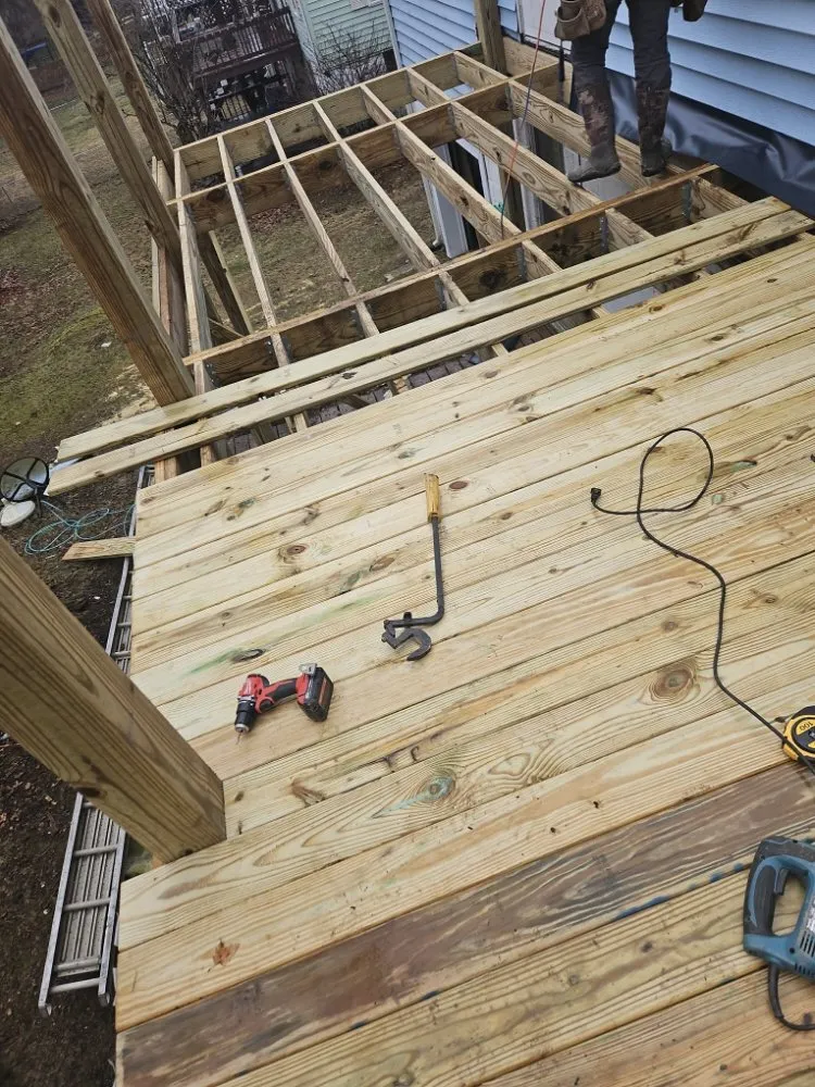 Emergency shingle roofing service in Peterstown, WV - Kast Construction