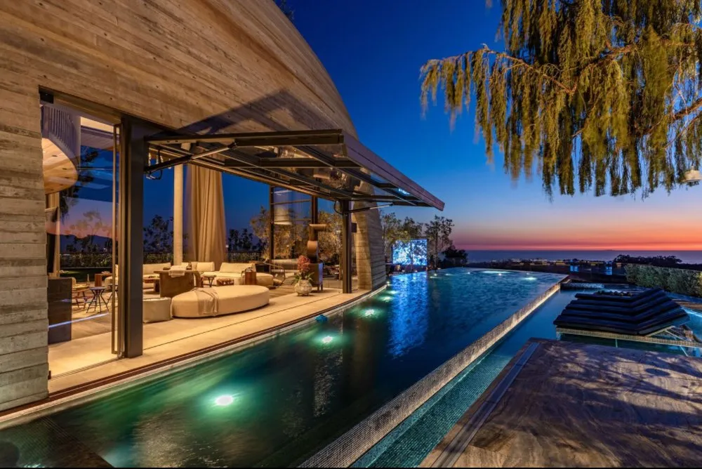 Slide of Kazemi & Associates Waterproofing