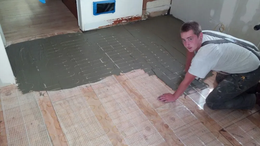 Slide of K&B Roofing & Construction