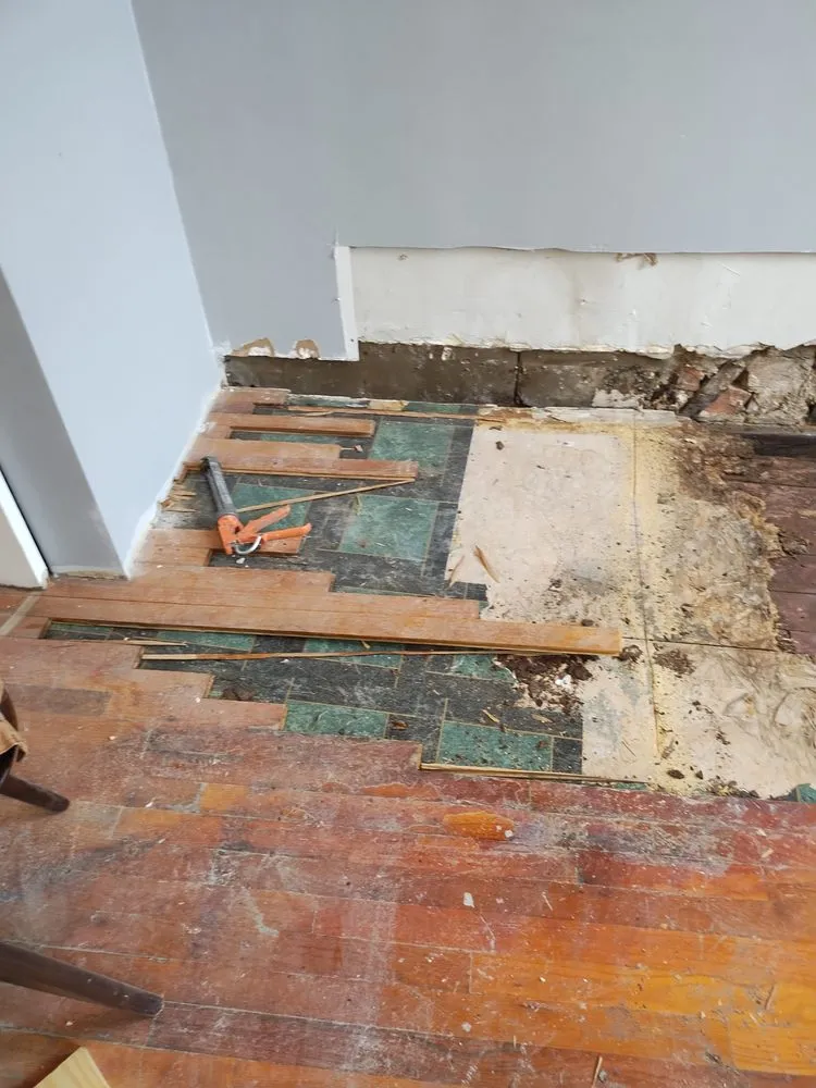 Slide of K.Billey Construction