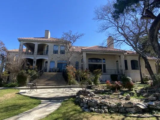 KC Roofing and Siding Logo