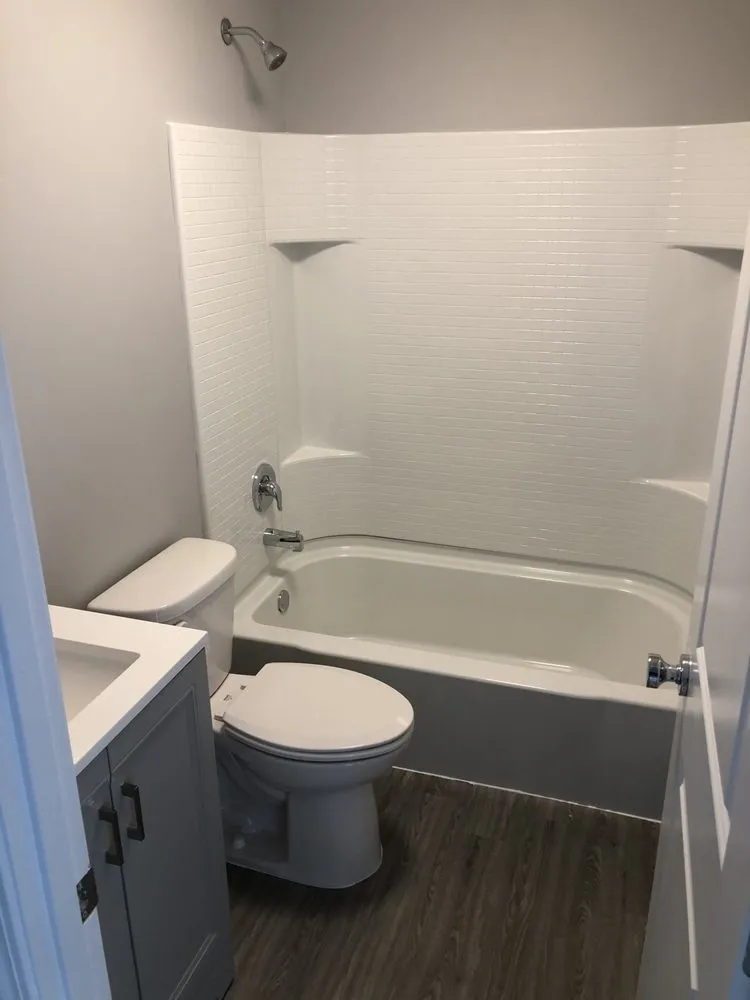 Slide of KD Home Improvement