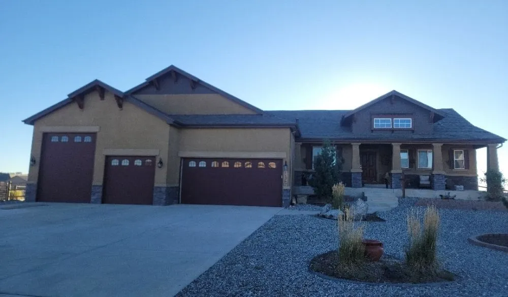 Slide of K&D Roofing and Construction