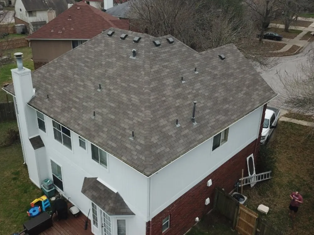 Slide of K&D Roofing