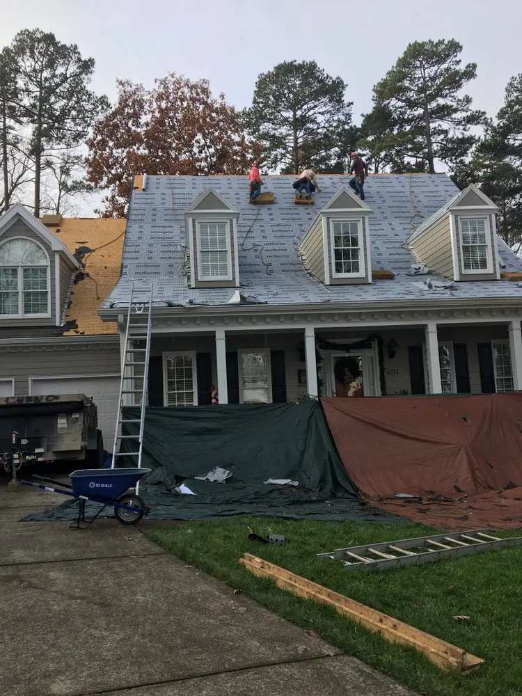 Slide of K&D Roofing