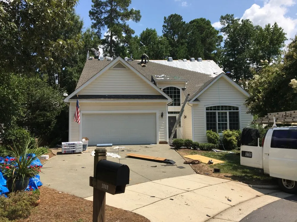 Slide of K&D Roofing