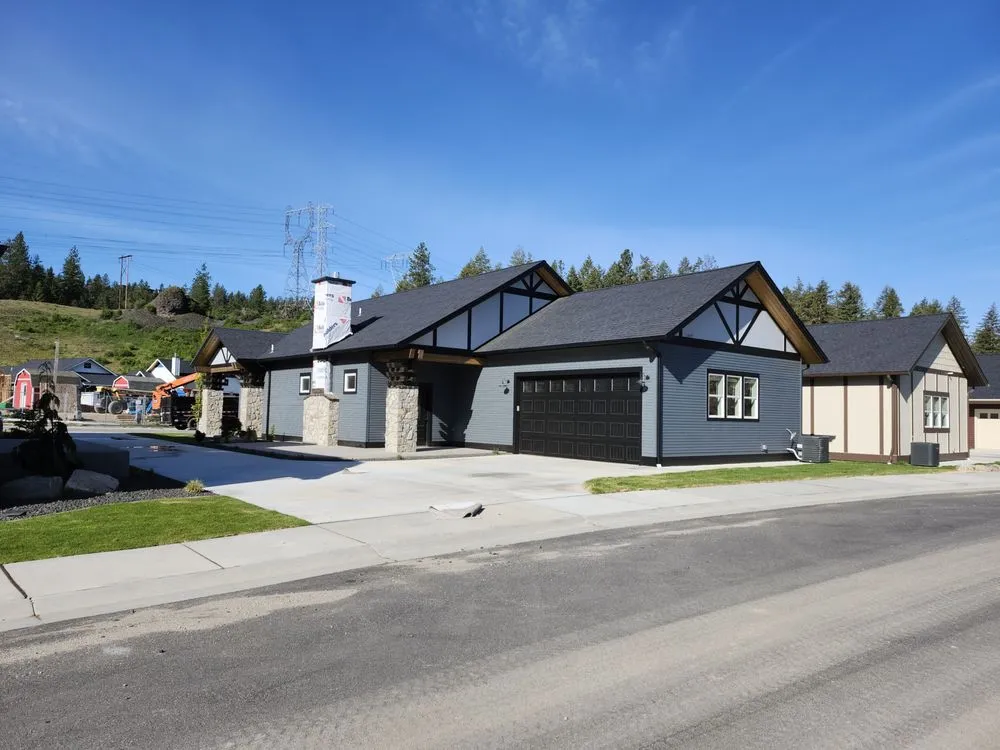 Slide of Keith Hanson General Contracting