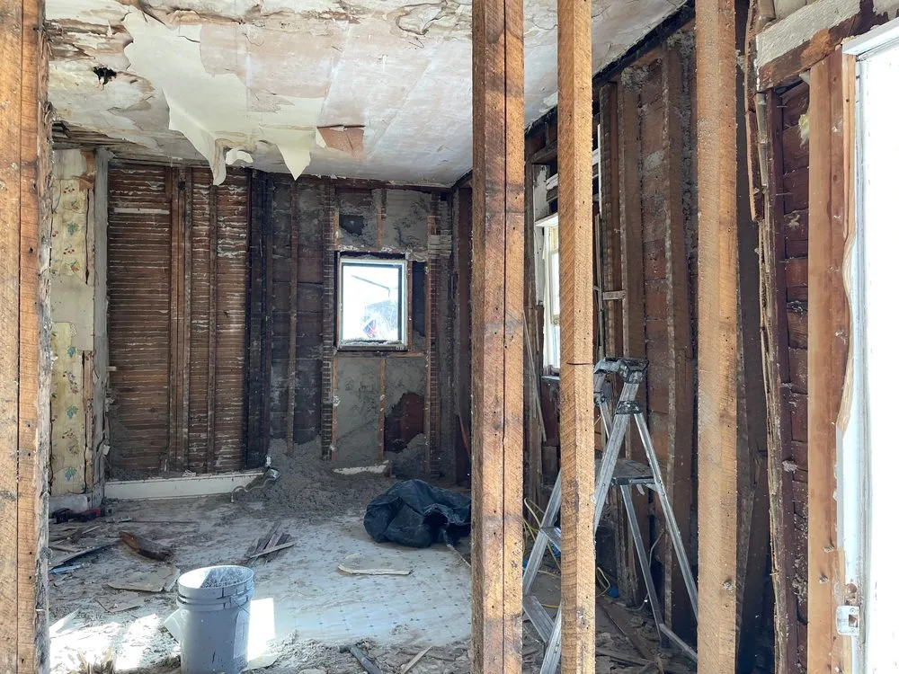 Slide of Kellers Roofing & Restoration