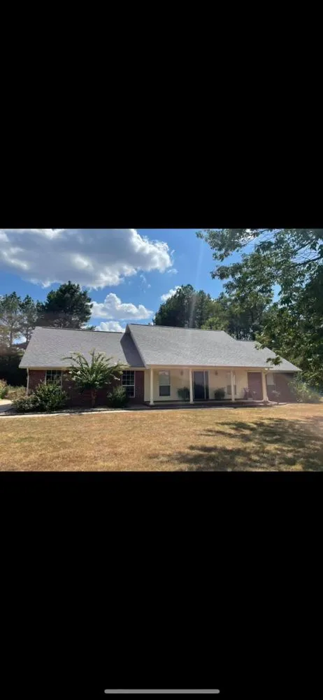 Slide of Kelleys Roofing and Home Exterior