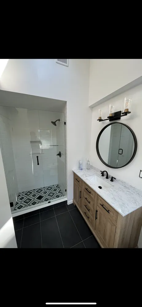 Slide of Kellogg Construction