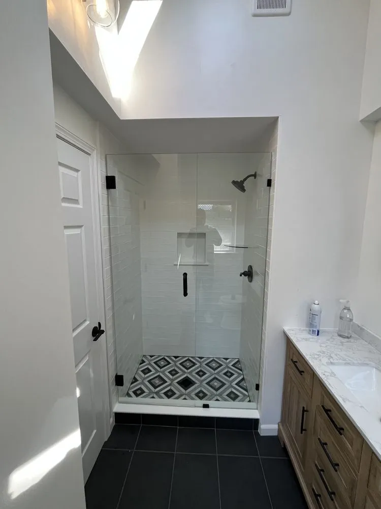 Slide of Kellogg Construction