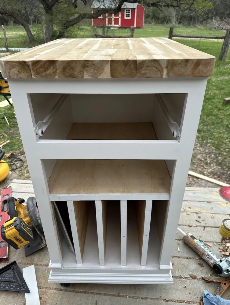 Slide of Kelly Construction