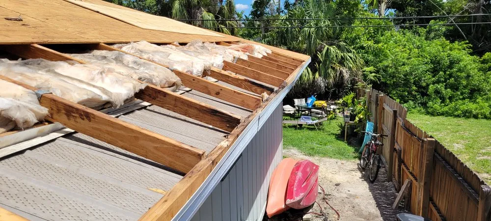 Slide of Kelly Roofing