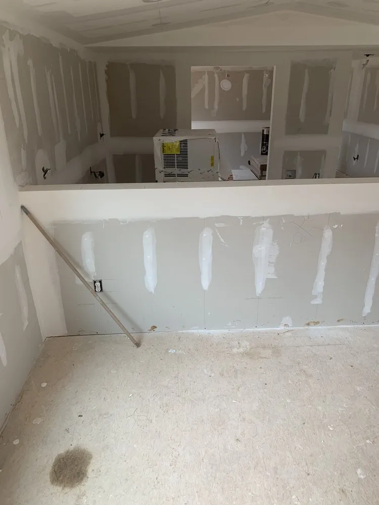 Slide of Kelly’s Construction and Roofing