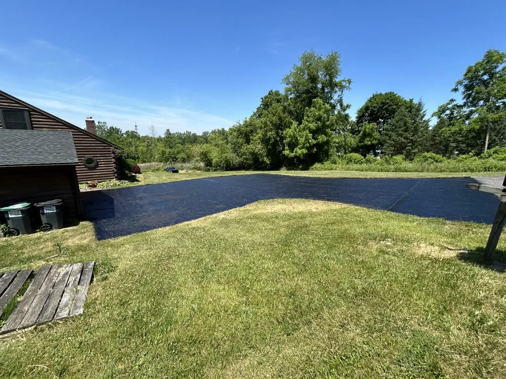 Slide of Kelly’s Roofing And Sealcoating