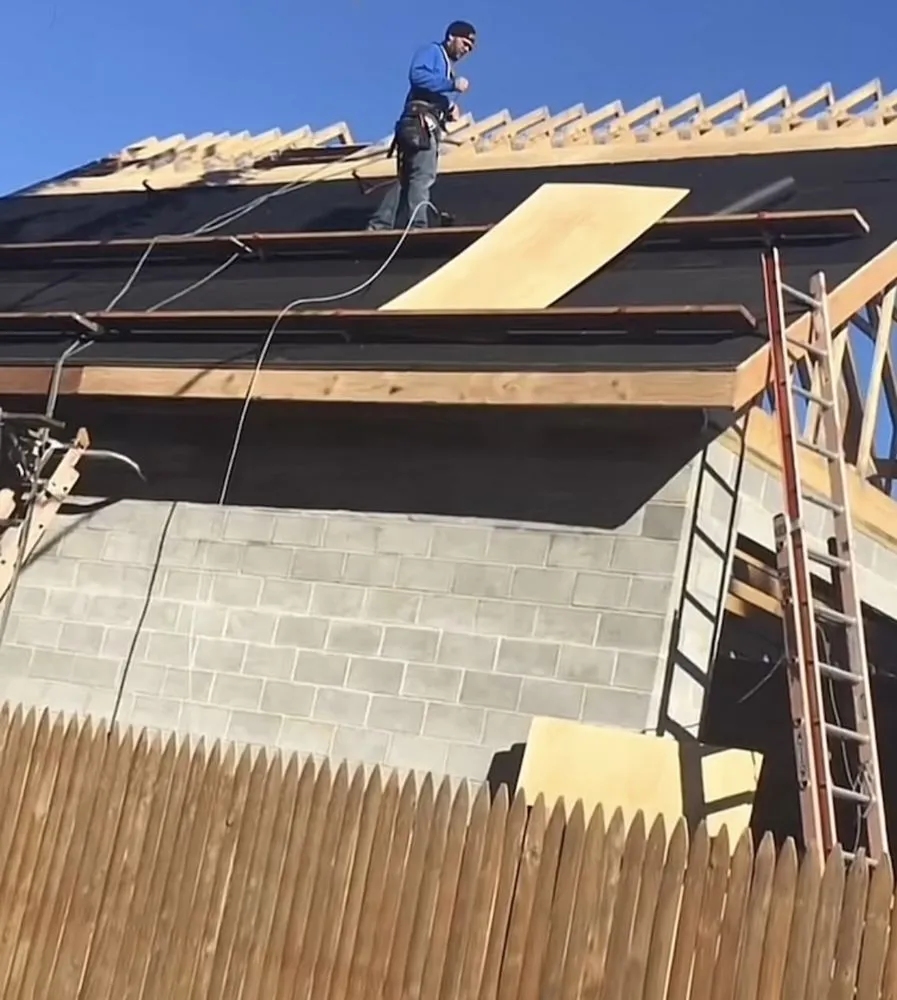 Slide of Kelly’s Roofing And Sealcoating