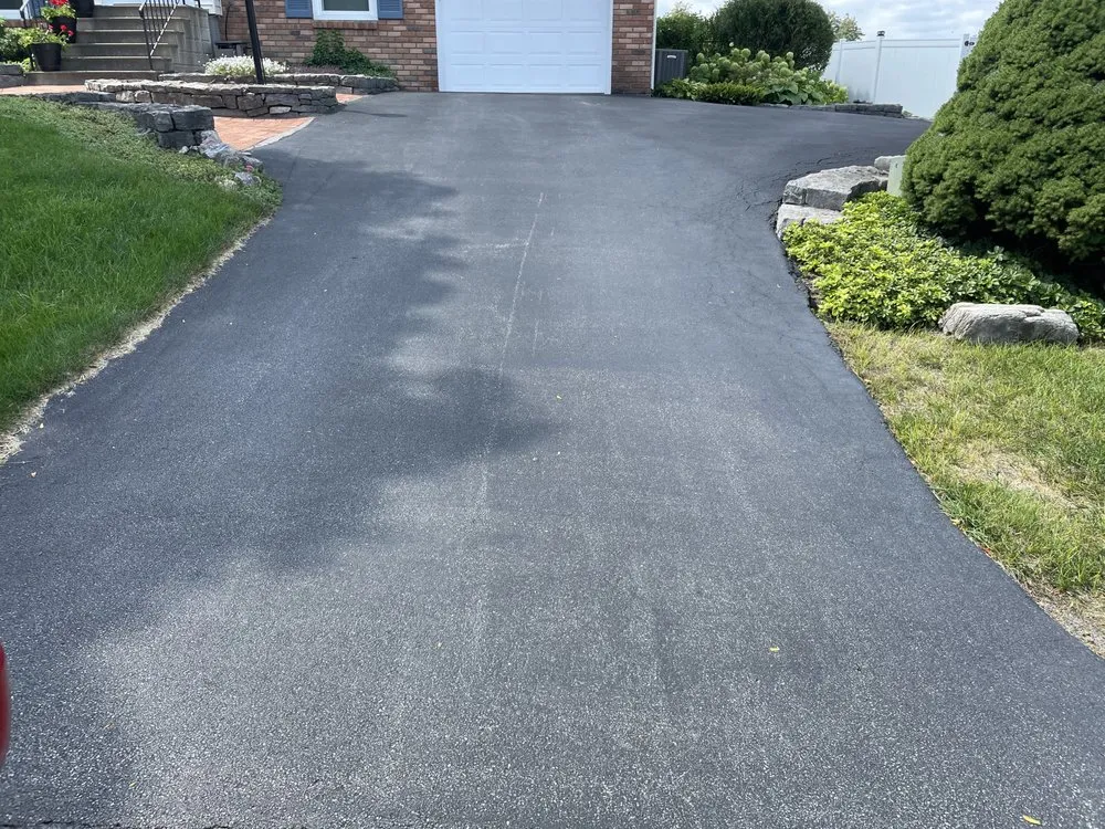 Slide of Kelly’s Roofing And Sealcoating