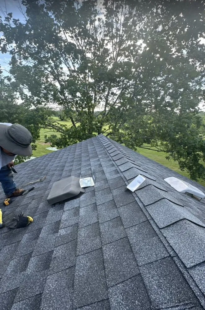 Slide of Kelly’s Roofing And Sealcoating