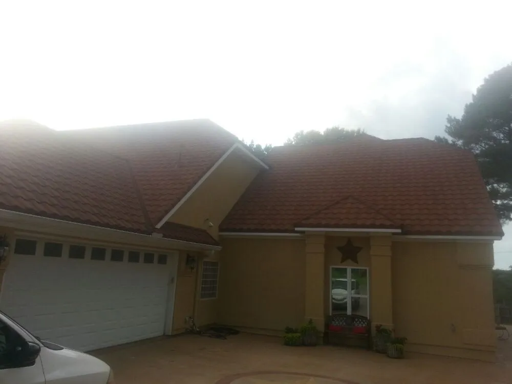 Slide of Kemp's Roofing