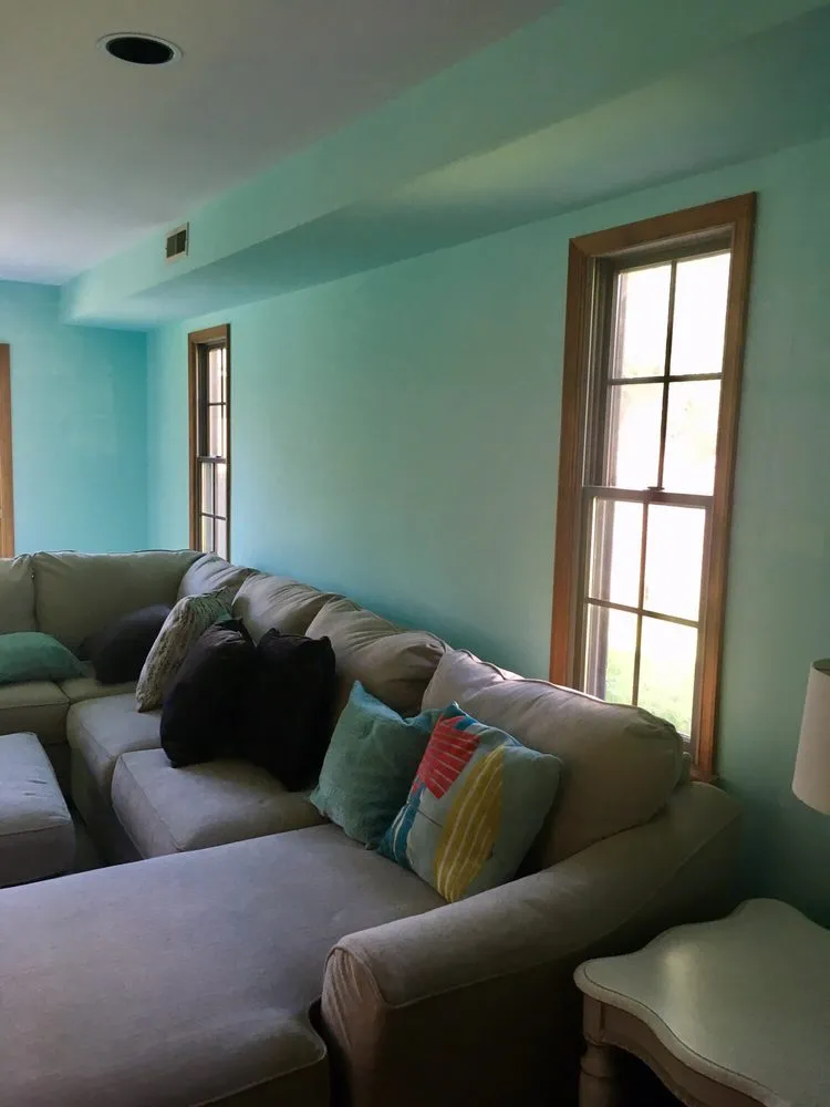 Slide of Ken Wallace Painting and Contracting