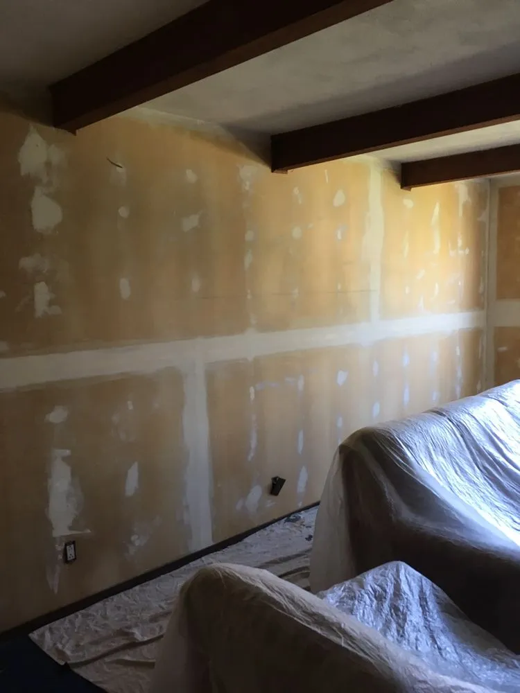 Slide of Ken Wallace Painting and Contracting