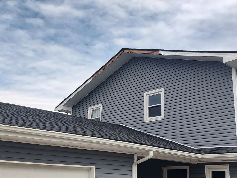 Licensed roof installation for homes in Lexington-Fayette, KY by Kendrickson Craig