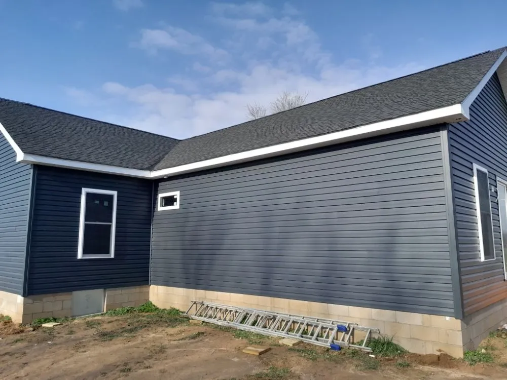 Emergency roof installation for fast service across Leipsic, DE - Kennedy Custom Remodeling