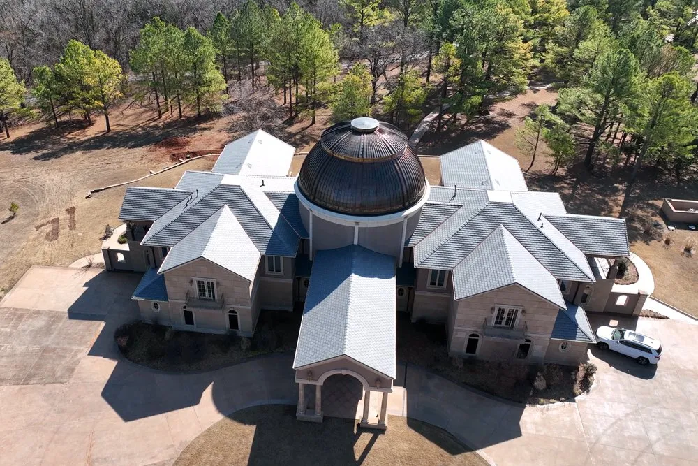 Slide of Kennedy Roofing and Construction