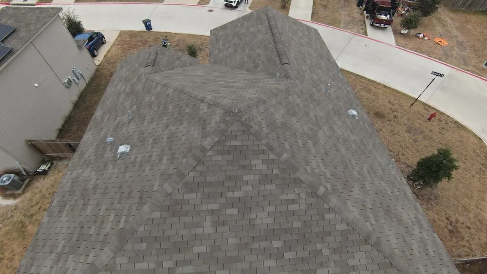 Slide of KennithUpwardRoofing & Remodeling