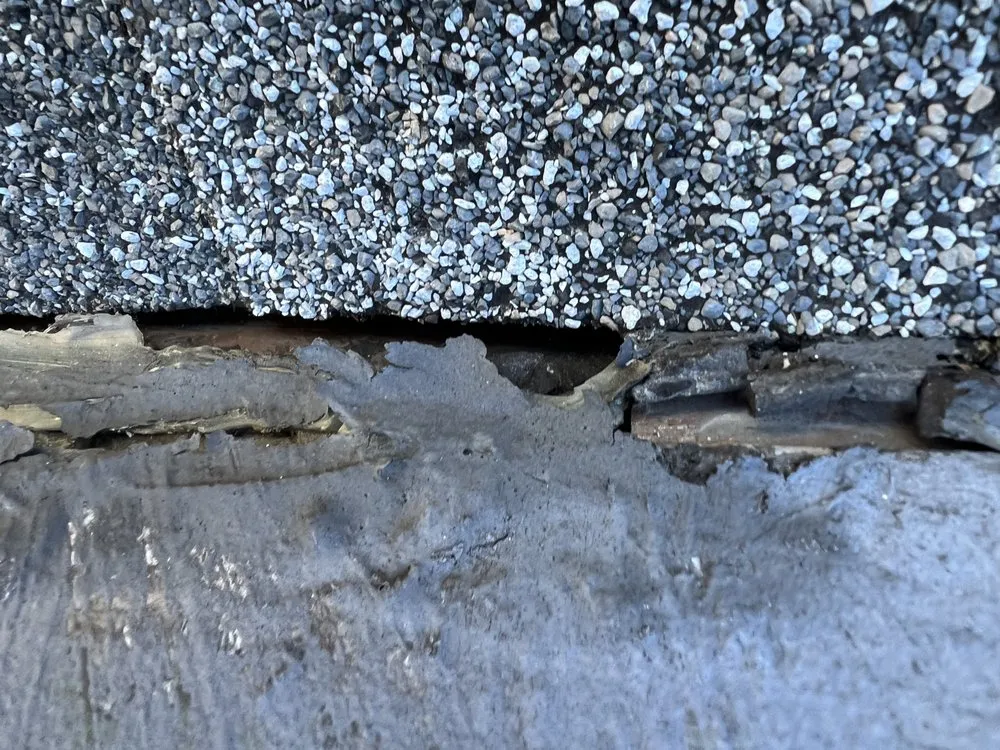 Slide of Kenny Company