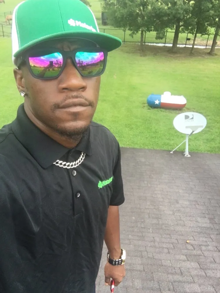 Slide of Ken's Roofing and Construction