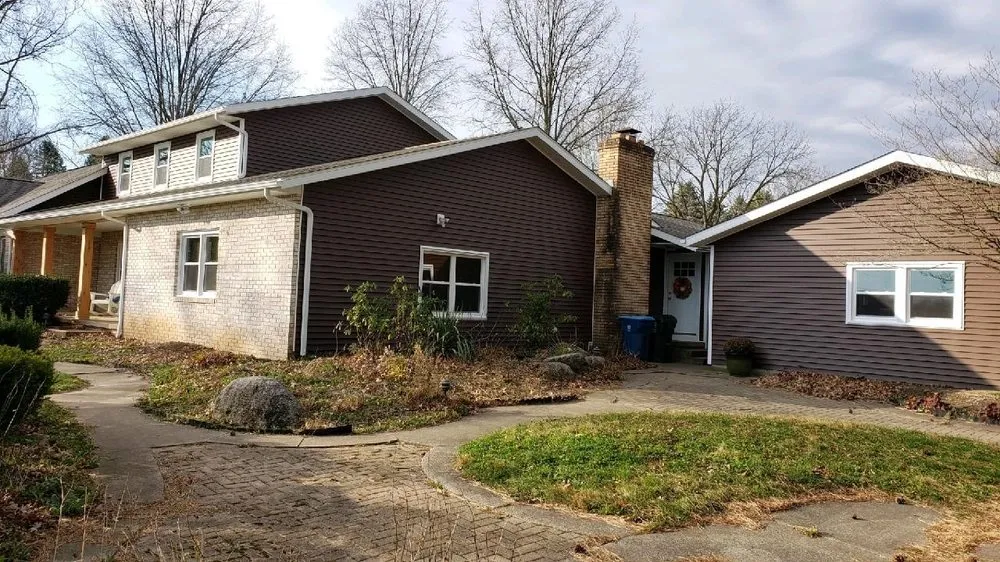 Licensed residential roofing service with free inspection in Atwater, OH by Kenwal Restorations & Remodeling