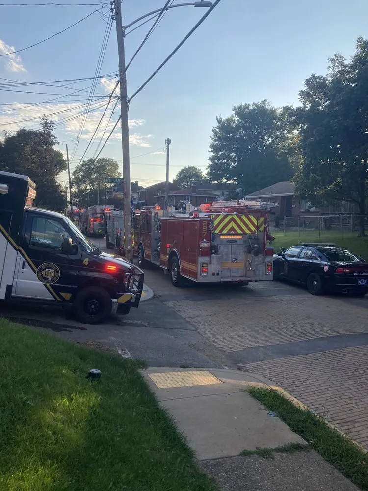 Slide of Kenyon Roofing & Aluminum