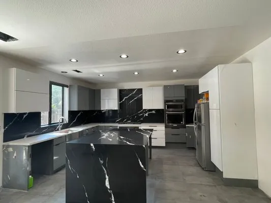 Kern Quality Construction & Remodeling Logo